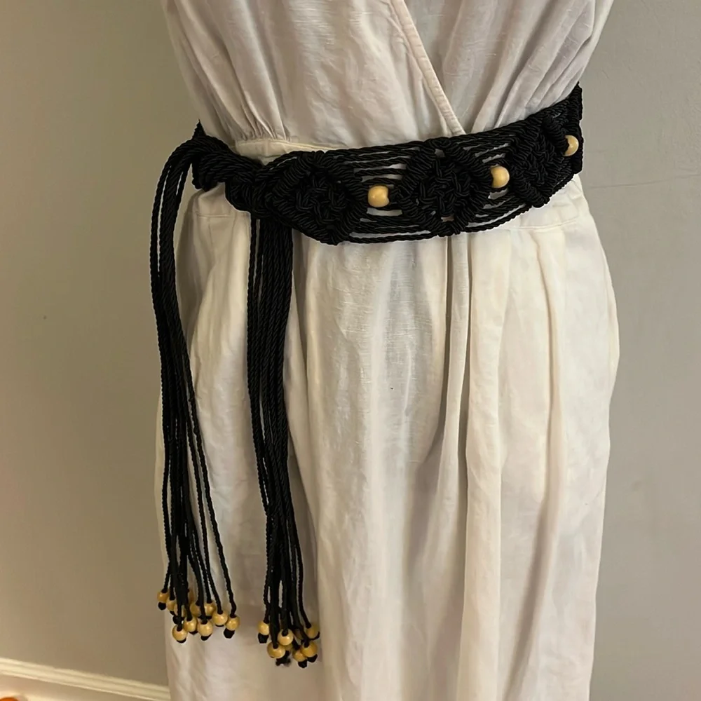 Coldwater Creek beaded cord Belt, size S/M, black macrame w light wood beads​